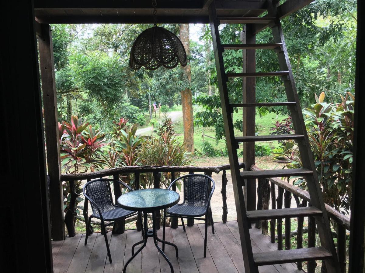 Rustic Chalet - Dahlia N Mawar At Sedim Vista كوليم المظهر الخارجي الصورة